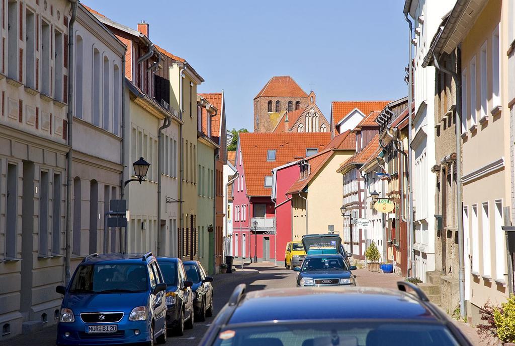Uferpromenade Apartamento Waren  Exterior foto